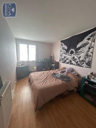 Appartement à louer 3 pièces 65 m²