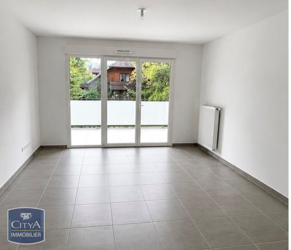 location Appartement - 3 pièce(s) - 64 m² Saint-Pierre-en-Faucigny (74800)