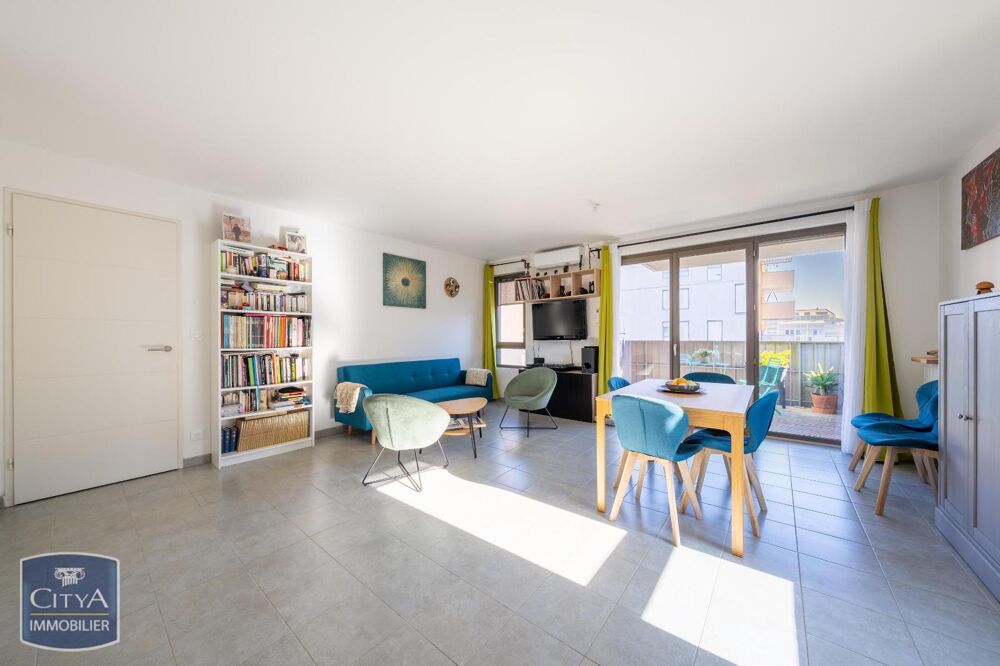 À LOUER : APPARTEMENT T4 RECENT ET CLIMATISE + BALCON + ....