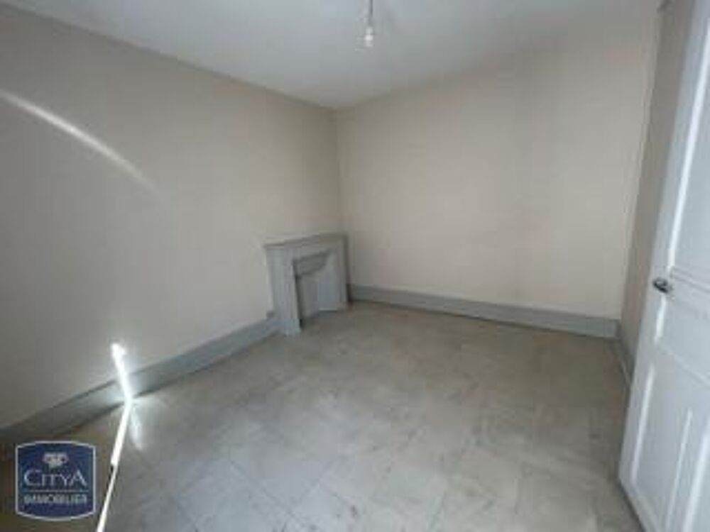 À LOUER : Appartement T1 situé à Grenoble, dans le quart....