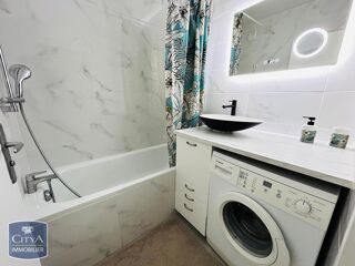  Appartement à louer 2 pièces 31 m²