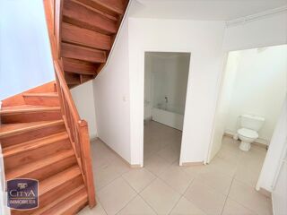  Appartement à louer 3 pièces 59 m²