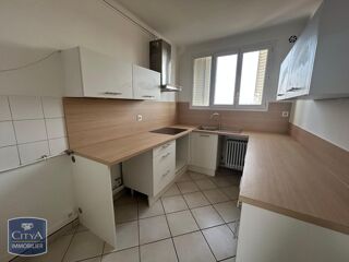  Appartement à louer 4 pièces 76 m²