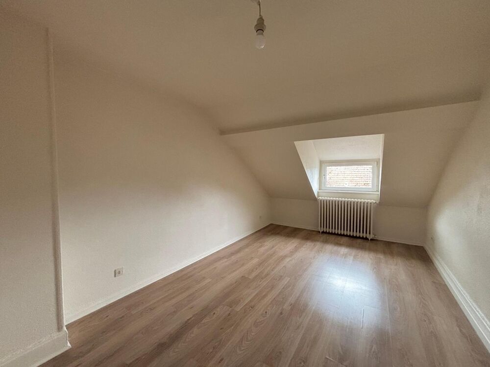 À LOUER : Appartement T2 à Grand-Charmont, situé au deux....