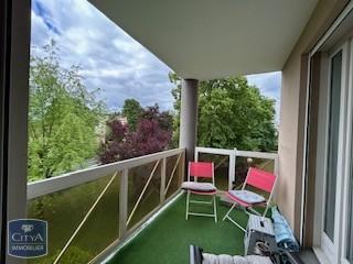  Appartement à louer 3 pièces 64 m²