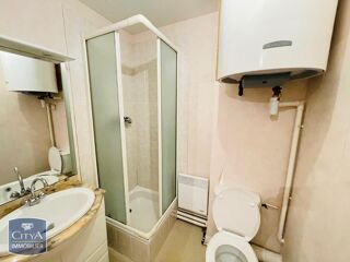  Appartement à louer 2 pièces 32 m²