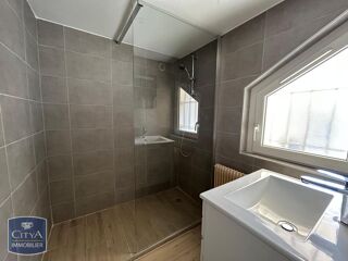  Appartement à louer 1 pièce 37 m²