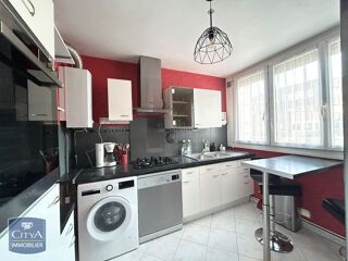  Appartement à louer 4 pièces 74 m²