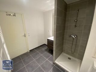  Appartement à louer 2 pièces 40 m²