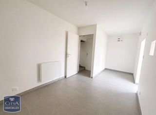  Appartement à louer 3 pièces 71 m²