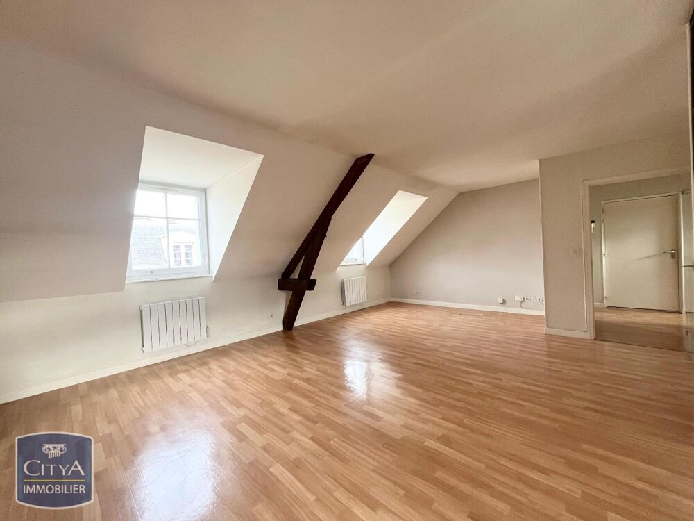 À LOUER : Appartement T2 à Reims - Hypercentre Situé en ....
