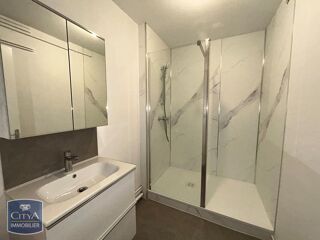  Appartement à louer 4 pièces 78 m²