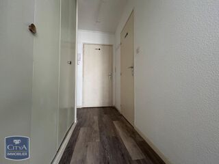  Appartement à louer 1 pièce 33 m²