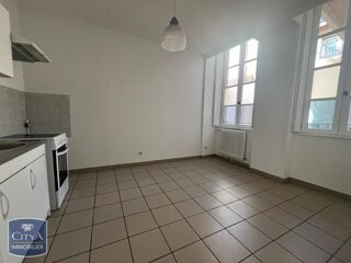  Appartement à louer 3 pièces 80 m²