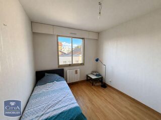  Appartement à louer 4 pièces 94 m²