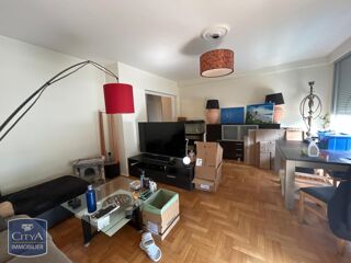  Appartement à louer 4 pièces 92 m²