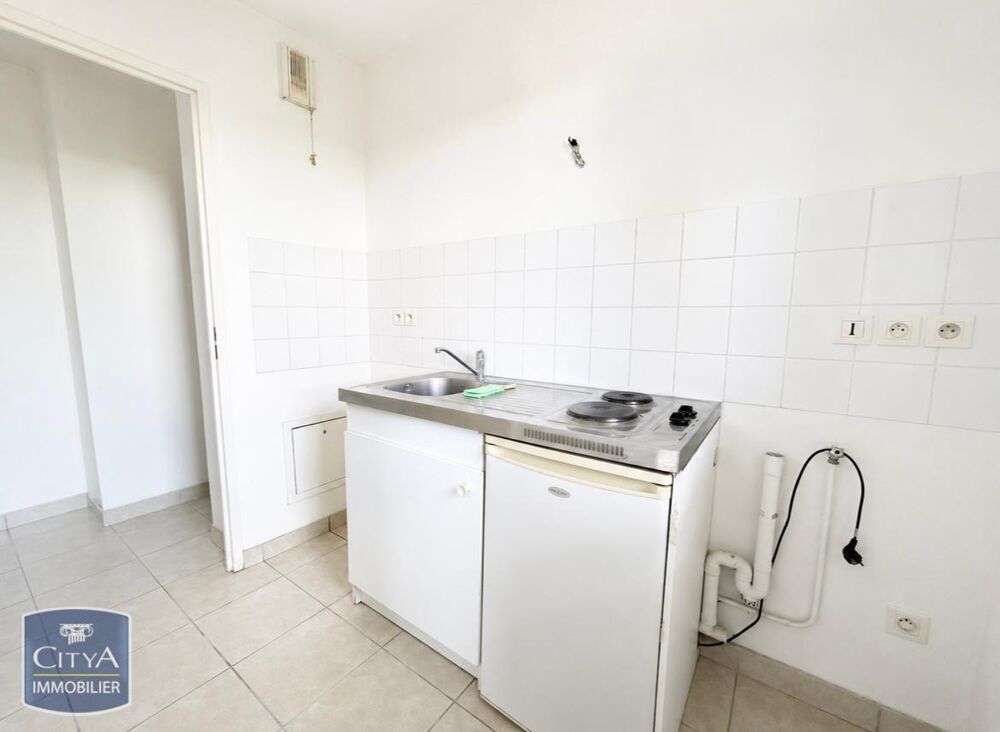 À LOUER : Appartement T2 situé à Quiévrechain. Ce bien i....