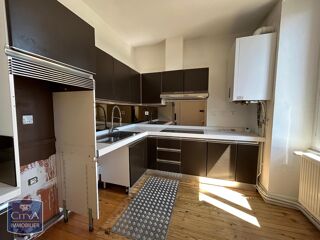  Appartement à louer 2 pièces 67 m²