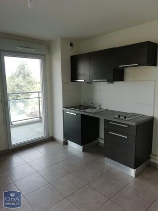  Appartement à louer 1 pièce 33 m²