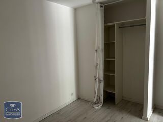  Appartement à louer 1 pièce 28 m²