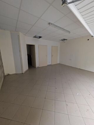  Appartement à louer 2 pièces 37 m²