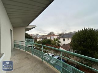  Appartement à louer 2 pièces 37 m²