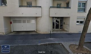  Parking / Garage � louer 