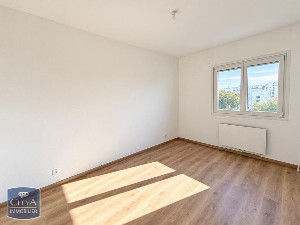 location Appartement - 4 pièce(s) - 81 m² Arras (62000)