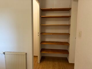  Appartement à louer 2 pièces 60 m²