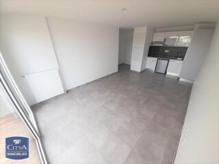  Appartement à louer 2 pièces 43 m²