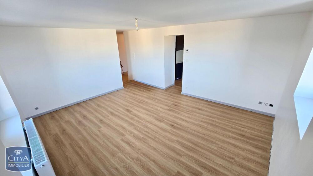 À LOUER : Découvrez cet appartement rénové T3, idéalemen....