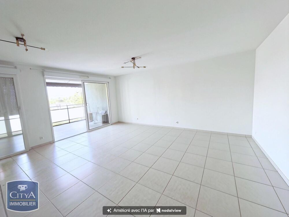 location Appartement - 3 pièce(s) - 75 m² Saint-Raphaël (83700)