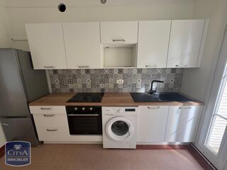  Appartement à louer 3 pièces 65 m²