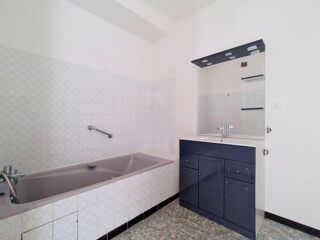  Appartement à louer 4 pièces 90 m²