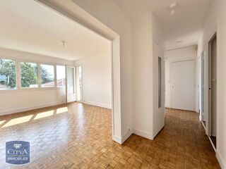  Appartement à louer 3 pièces 58 m²