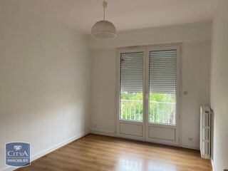  Appartement à louer 3 pièces 60 m²
