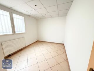  Appartement à louer 2 pièces 47 m²