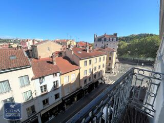  Appartement à louer 3 pièces 69 m²