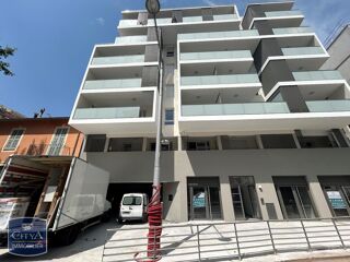  Parking / Garage � louer 