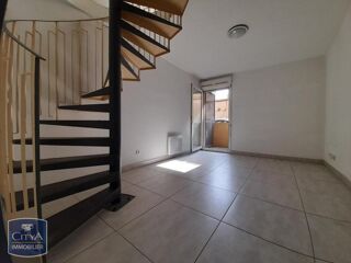  Appartement à louer 2 pièces 32 m²
