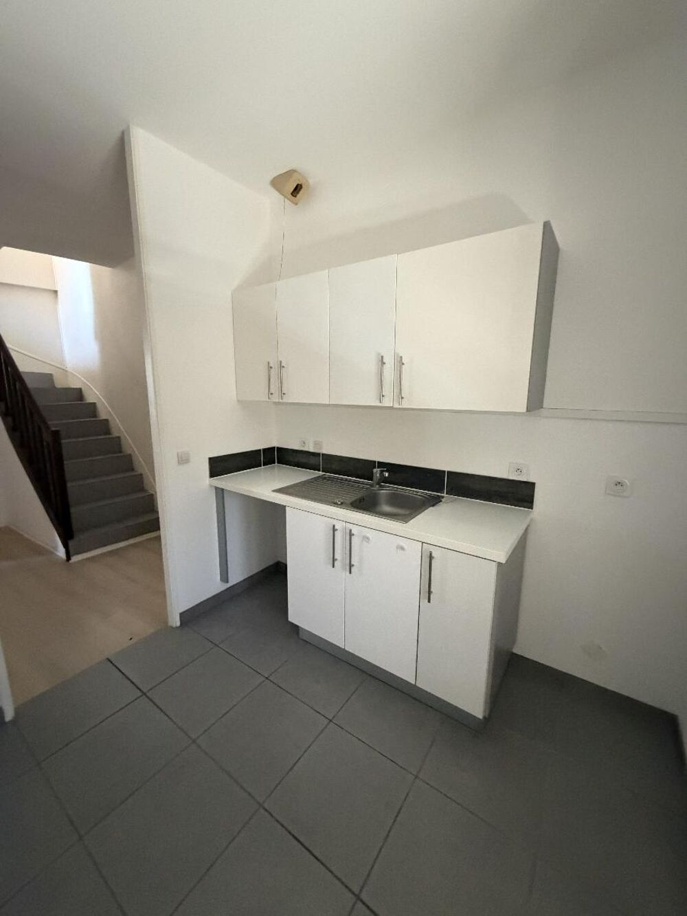 À louer - T3 Duplex à Chagny - Découvrez ce charmant app....