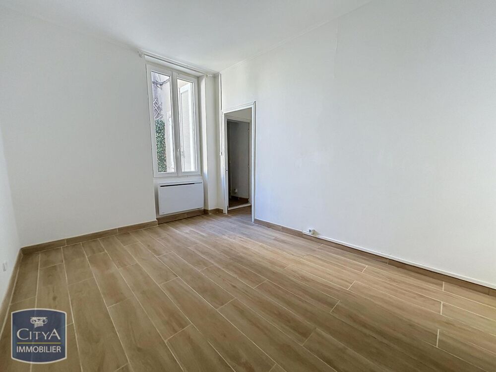 location Appartement - 4 pièce(s) - 97 m² Nîmes (30000)