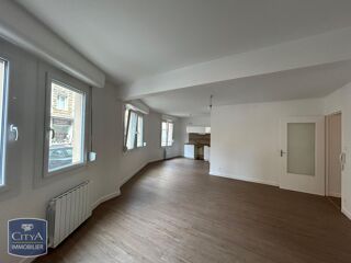  Appartement à louer 3 pièces 79 m²
