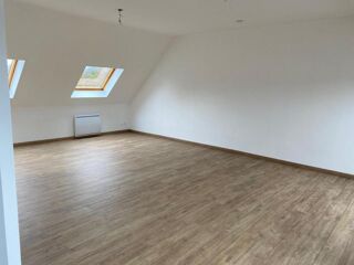  Appartement à louer 3 pièces 65 m²