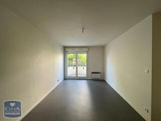  Appartement à louer 2 pièces 42 m²