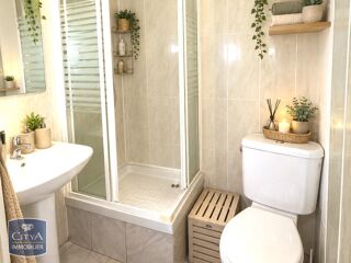  Appartement à louer 2 pièces 31 m²