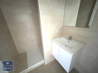  Appartement à louer 2 pièces 34 m²