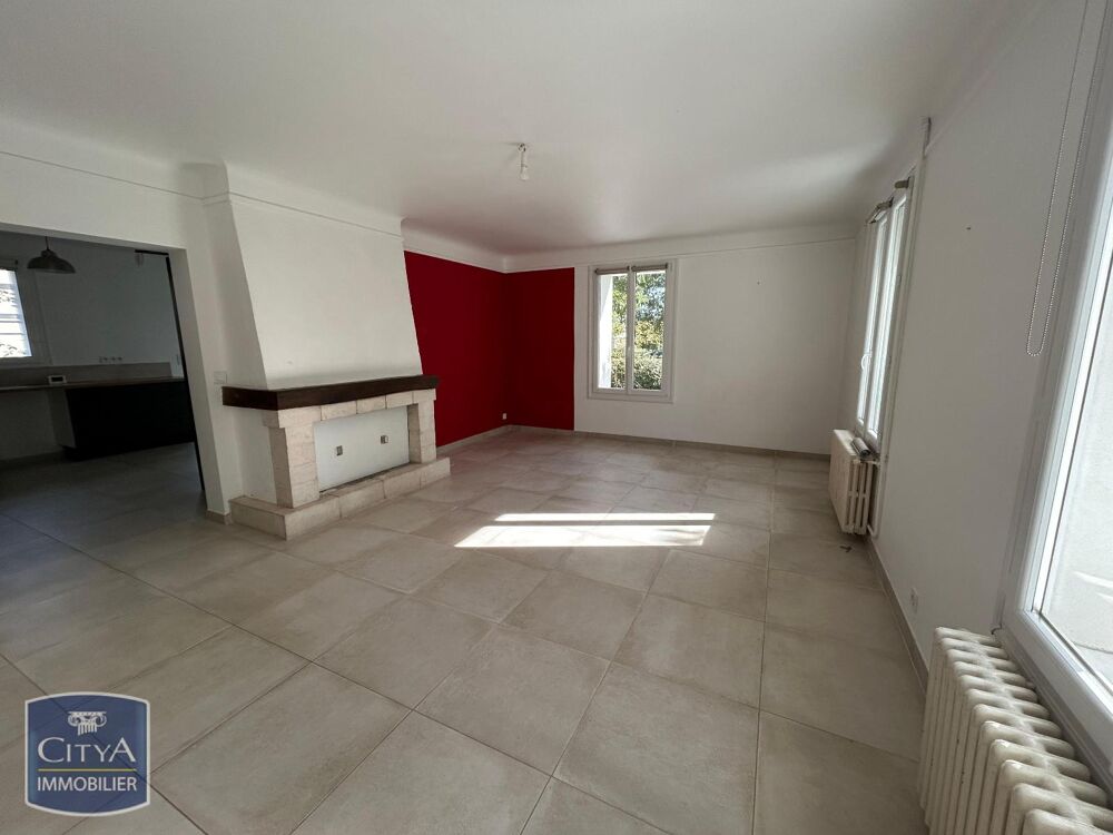 location Maison - 5 pièce(s) - 135 m² Saint-Pierre-des-Corps (37700)