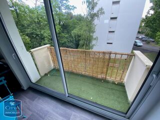  Appartement à louer 3 pièces 76 m²