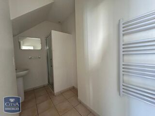  Appartement à louer 2 pièces 42 m²